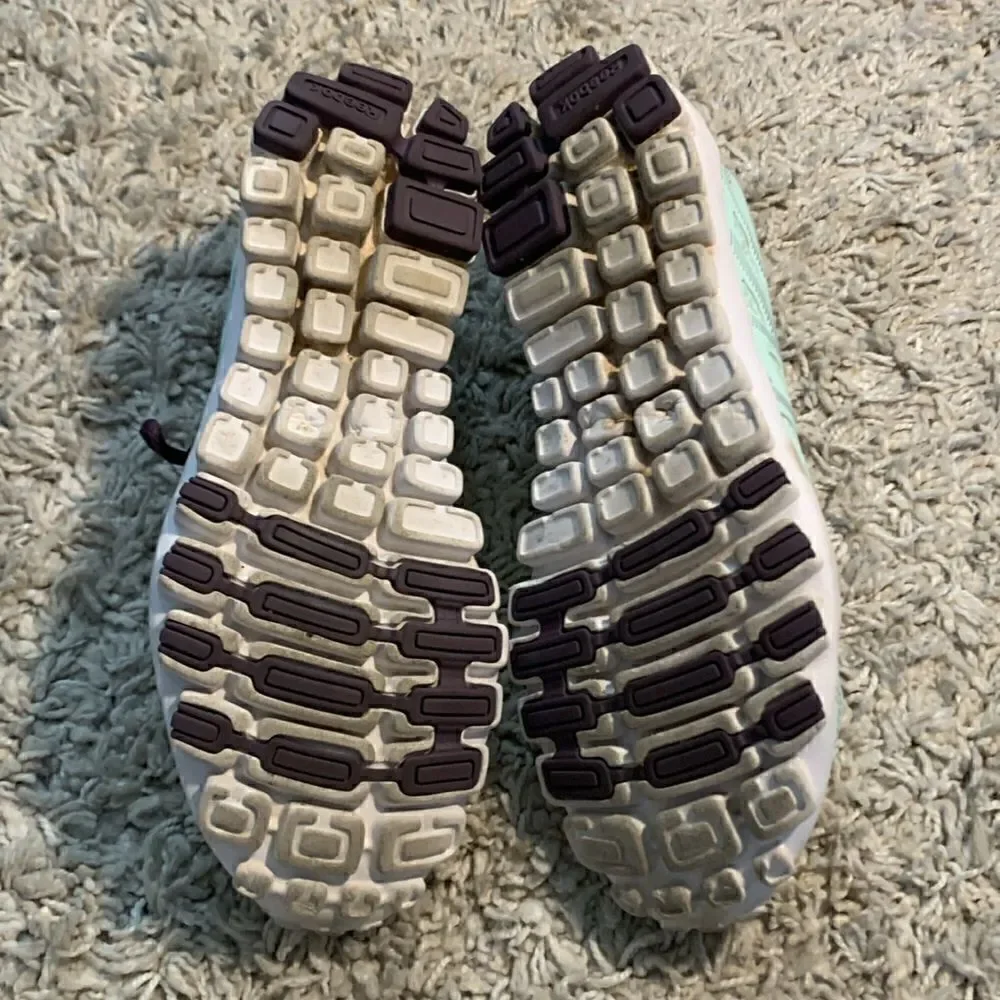 Reebok GUC blue/purple real flex sneakers Size 8.5